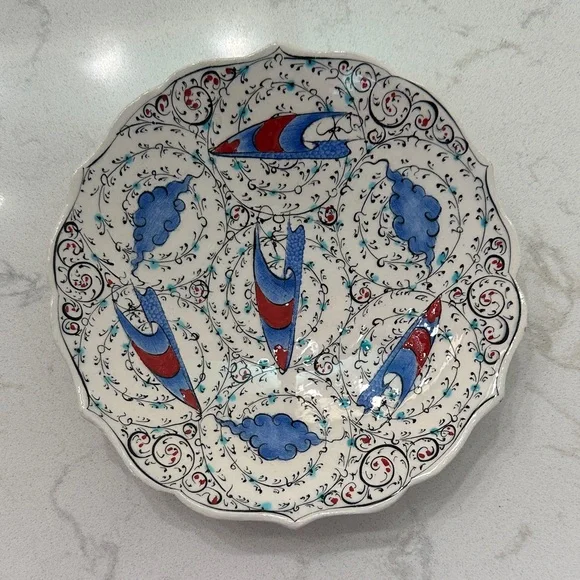 Turkish Iznik Hand-Painted Blue and Red Decorative Ceramic Wall Plate - Picture 1 of 5